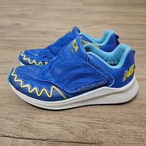 New Balance Kids Boy Size13 Velcro Shoes Sneakers